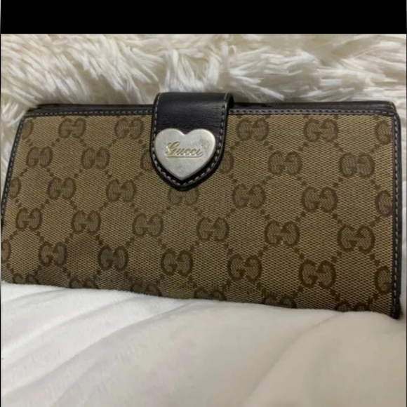 Luxury Gucci Wallet - Picture 1 of 7